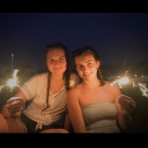 Meet your Posher, Abbey